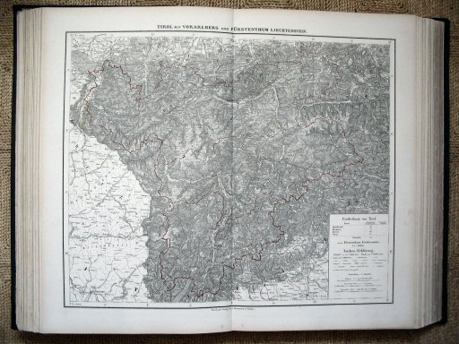 Sohr-Berghaus Hand-Atlas 1883 (100)
38. Tirol mit Vorarlberg und Fürstenthum Liechtenstein