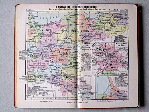 Perthes' Staatsbürger-Atlas (1896)
22. Landwehr-Bezirkseinteilung, Ausbildungs- u. Erziehungswesen, technische Anstalten (Osten)
