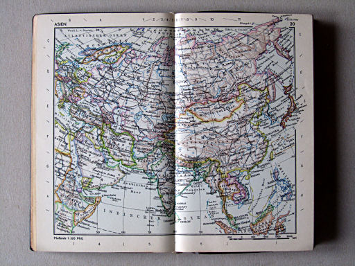 Die Erde Taschenatlas (1958)
20. Asien