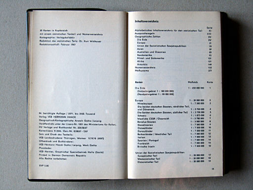 Taschenatlas Die Erde (1967)
Achterkant titelpagina, inhoud / Verso of title page, contents