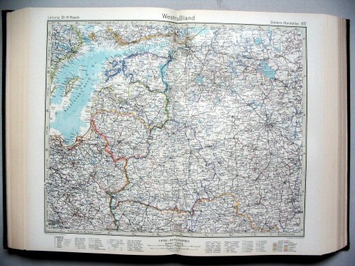 Stielers Hand-Atlas, 1945
60. Westrußland
West-Rusland / West Russia
(1944,12 / V 35)