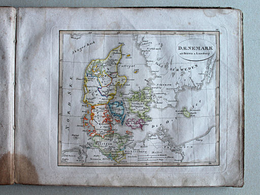 Stielers Schul-Atlas, 1829
IX. Daenemark mit Holstein u. Lauenburg