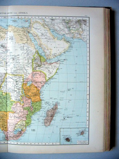 Andrees Handatlas 1890
102.103. Übersichtskarte von Afrika.