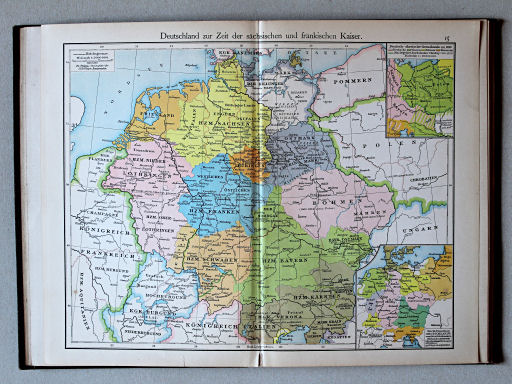 Putzgers Historischer Schul-Atlas, 1900
15. Deutschland zur Zeit der sächsischen und fränkischen Kaiser